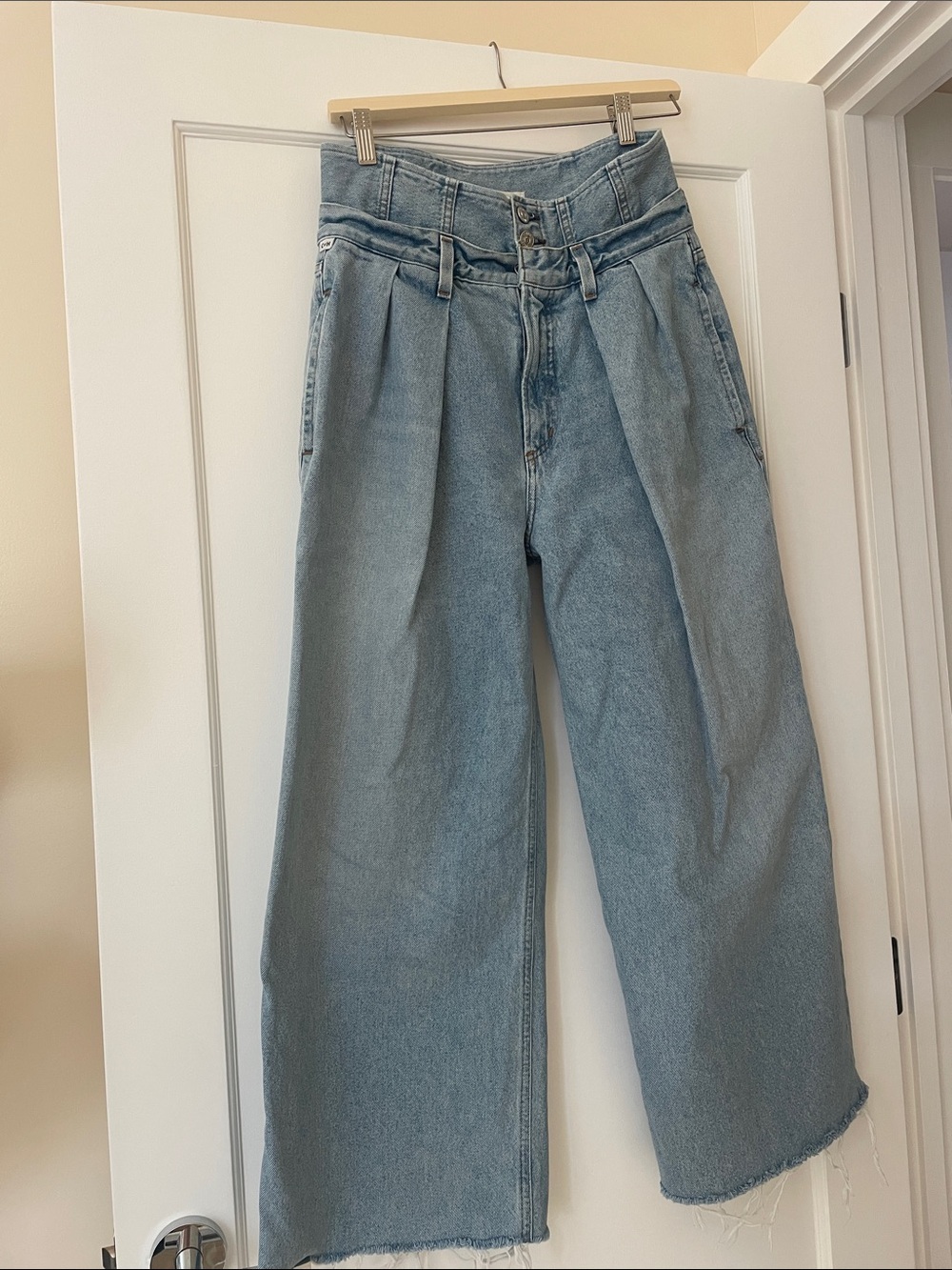 Citizens Of Humanity Light Blue High-Waist Wide Leg Jeans
